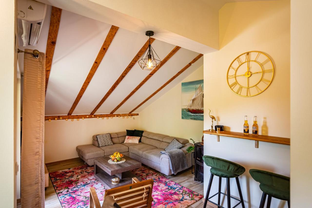 Apartment Maris2 Novigrad  Bagian luar foto